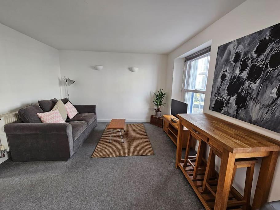 Beautiful And Bright !! Town/Harbour Apartment #1 Penzance Buitenkant foto