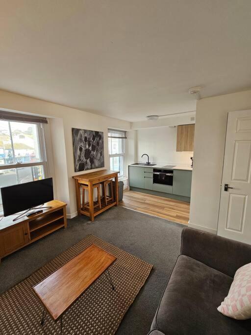 Beautiful And Bright !! Town/Harbour Apartment #1 Penzance Buitenkant foto